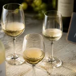 Chenin blanc vin : verre de sec, demi-sec, moelleux, effervescent sur table
