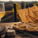Vin nature Sancerre : verre trouble, crottin de Chavignol et miel